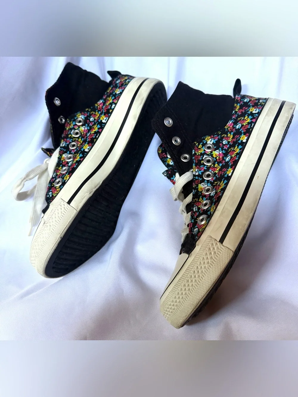 Wet Seal Black Floral hi top flip down variety ways to wear Lace-Up Shoe